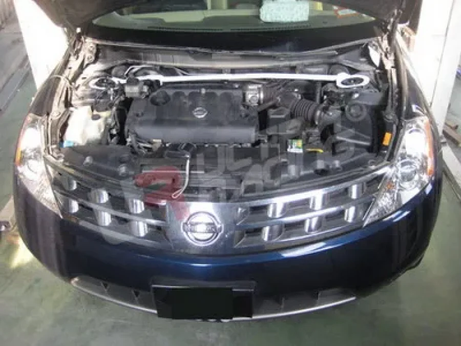Ultra Racing Nissan Murano 2WD 06+ UltraRacing Front Upper Strutbar, référence TW2-967