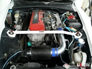 Ultra Racing Honda S2000 99-03 UltraRacing 2-Point Front Upper Strutbar, référence TW2-1289