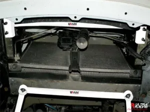 Ultra Racing Honda S2000 AP1/2 UltraRacing 2-Point Front Lower Member Bar, référence LA2-1291