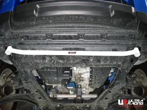 Ultra Racing Nissan X Trail 2.0 08+ UltraRacing 2Point Front Lower Tiebar, référence LA2-1226