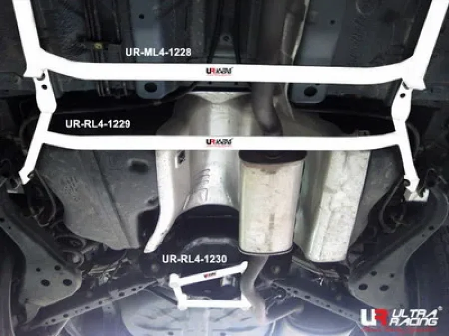 Ultra Racing Nissan X Trail 2.0 08+ UltraRacing 4-Point Rear L Brace 1229, référence RL4-1229