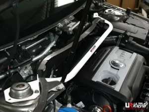Ultra Racing VW Passat CC TSI / Golf R36 AWD 05-10 Ultra-R Front Strutbar, référence TW2-1252