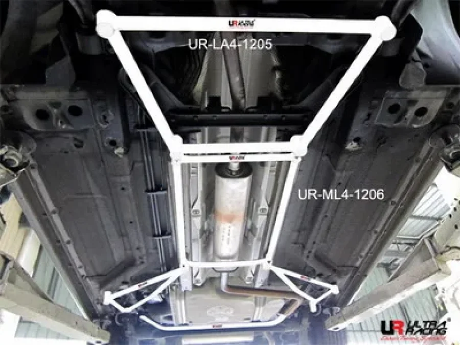 Ultra Racing Chevrolet Cruze 08+ 1.6 UltraRacing 4-Point Front H-Brace, référence LA4-1205
