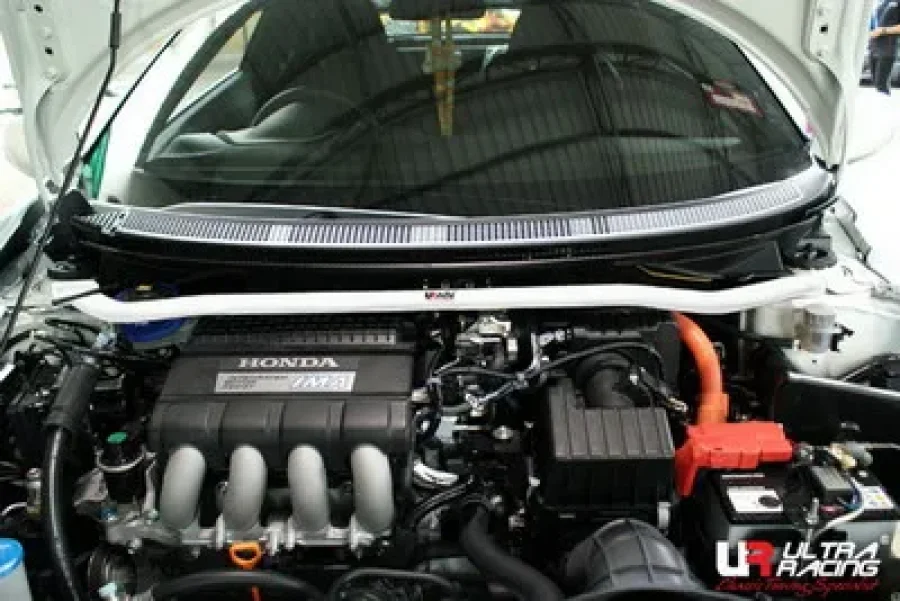 Ultra Racing Honda CRZ 10+ UltraRacing 2-Point Front Upper Strutbar 1573, référence TW2-1573