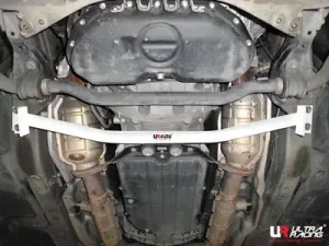 Ultra Racing Lexus LS 430 06+ UltraRacing 2-Point Front Lower Bar 1691, référence LA2-1691