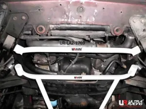 Ultra Racing Nissan 300ZX Z32 90-97 UltraRacing Front Lower Tiebar, référence LA2-1769