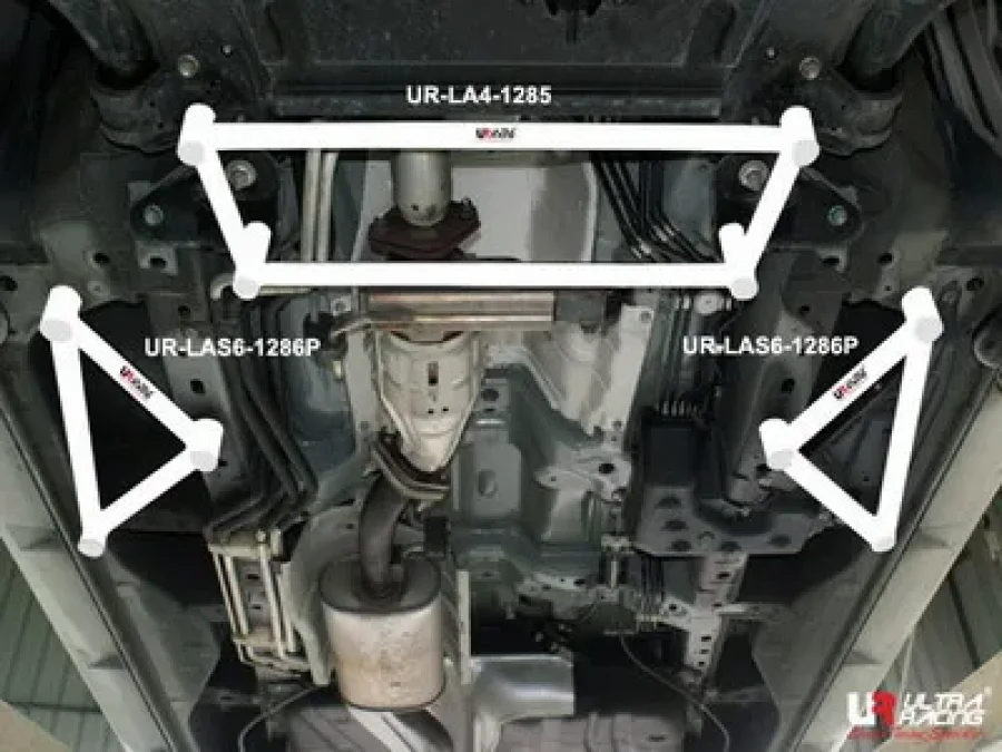 Ultra Racing Mazda 8 LY 06+ UltraRacing 4-Point Front H-Brace 1285, référence LA4-1285