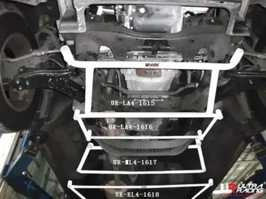 Ultra Racing Hyundai H1 07+ 2.5D UltraRacing 4-Point Front H-Brace 1615, référence LA4-1615