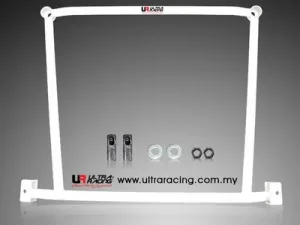 Ultra Racing Nissan Cefiro 94-98 A32 UltraRacing 4-Point Front H-Brace, référence LA4-411
