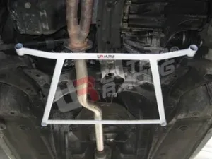 Ultra Racing Toyota Carina E 92-98 1.6 Ultra-R 4-Point Front H-Brace, référence LA4-796