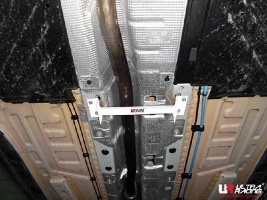 Ultra Racing Mini Countryman R60 11+ Ultra-R 2-Point Mid Lower Bar 1501, référence ML2-1501