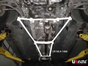 Ultra Racing VW Tiguan 07-12 2WD/4WD Ultra-R 4-Point Mid Lower Bar 1468, référence ML4-1468