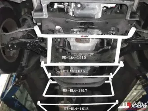 Ultra Racing Hyundai H1 07+ 2.5D UltraRacing 4-Point Mid Lower Brace, référence ML4-1617