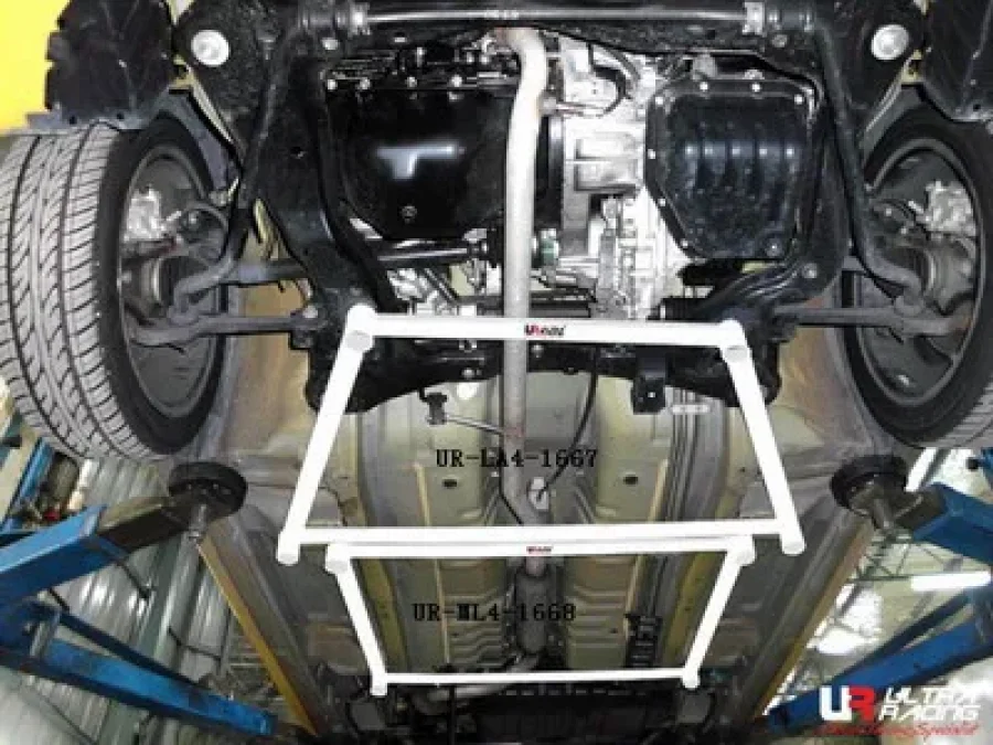 Ultra Racing Daihatsu Copen 660T 02-11 UltraRacing 4-Point Mid Lower Bar, référence ML4-1668