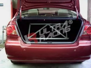 Ultra Racing Toyota Corolla 1.8 01+ Ultra-R 4P Rear Upper Strutbar, référence RE4-154