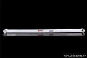 Ultra Racing Mitsubishi Outlander 03-06 Ultra-R 2-Point Rear Lower Tiebar, référence RL2-1049