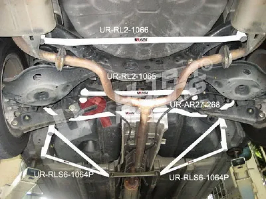 Ultra Racing Nissan Teana 03-08 J31 UltraRacing Rear Lower Tiebar 1065, référence RL2-1065