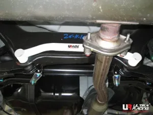 Ultra Racing Mitsubishi Lancer 07+ /Sportback Ultra-R Rear Lower Bar 1155, référence RL2-1155