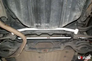 Ultra Racing Honda Odyssey 94-98 RA 2.2 UltraRacing Rear Lower Tiebar, référence RL2-1382
