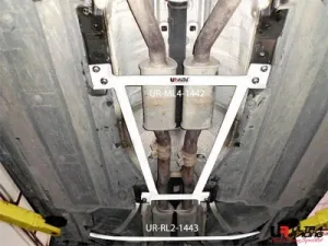 Ultra Racing Audi A6 C6 04-11 4.2 4WD UltraRacing 2-Point Rear Tiebar, référence RL2-1443