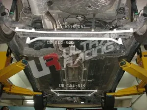 Ultra Racing Nissan Micra K12 02-07 UltraRacing 2-Point Rear Lower Tiebar, référence RL2-520