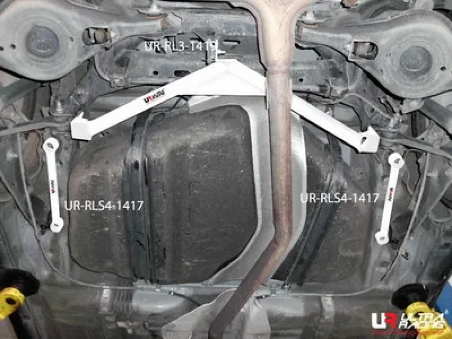 Ultra Racing Mazda 6 GH 08+ UltraRacing 3-Point Rear Lower Brace 1419, référence RL3-1419