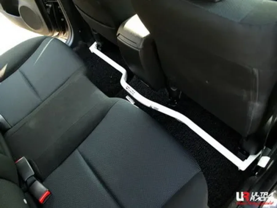 Ultra Racing Mazda 3 BL/ 3 MPS 09+ UltraRacing 2-Point Room Bar 1119, référence RO2-1119
