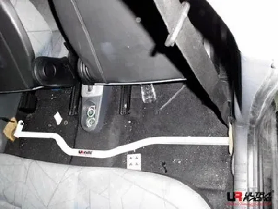 Ultra Racing Smart Forfour Hardttop UltraRacing 2-Point Room Bar, référence RO2-1634