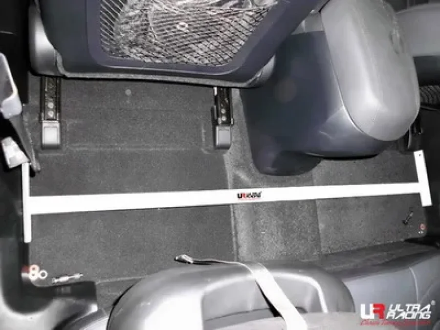 Ultra Racing Kia Sportage 10+ 2.0/2.0D UltraRacing 2-Point Room Bar 1731, référence RO2-1731