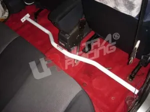 Ultra Racing Daihatsu Charade G100 87-94 Ultra-R 2-Point Room Bar, référence RO2-603