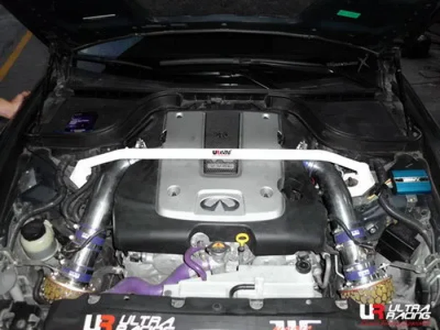 Ultra Racing Nissan 370Z /Infiniti G37 Ultra-R Front Upper Strutbar 1444, référence TW2-1444