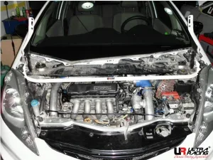 Ultra Racing Honda Jazz/Fit 08+ 1.3 UltraRacing Front Upper Strutbar, référence TW2-1464A