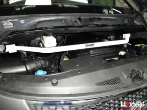 Ultra Racing Hyundai H1 07+ 2.5D UltraRacing 2-Point Front Upper Strutbar, référence TW2-1614
