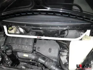 Ultra Racing Mercedes A-Class 97-05 A160 1.6 Ultra-R Front Upper Strutbar, référence TW2-1655