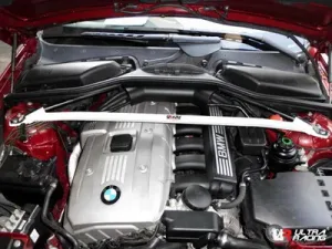 Ultra Racing BMW 6-Series E63 03-10 UltraRacing Front Upper Strutbar, référence TW2-1751