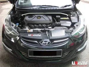Ultra Racing Hyundai Elantra MD 10+ 1.8 UltraRacing Front Upper Strutbar, référence TW2-1795