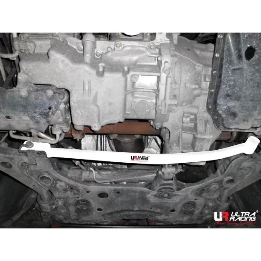 Ultra Racing Ford Focus 1.8 MK2 05-10 Ultra-R 2-Point Front Lower Bar, référence LA2-1869