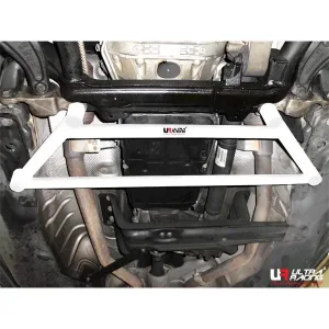 Ultra Racing Mercedes ML 3.5 W164 05-11 Ultra-R 4P Front Lower Brace 1886, référence LA4-1886