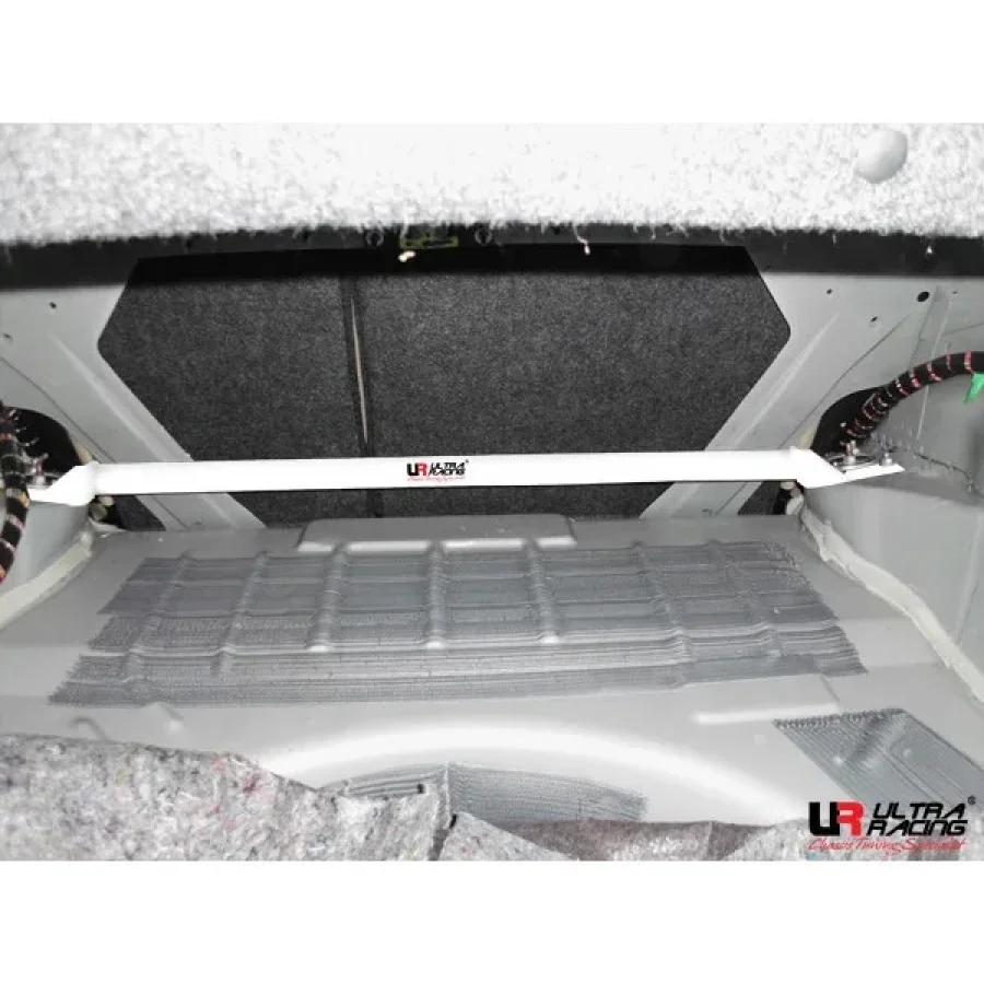 Ultra Racing Cadillac CTS 3.6 07+ UltraRacing 2-Point Rear Upper Strutbar, référence RE2-1831