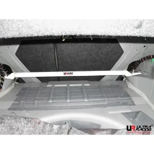 Ultra Racing Cadillac CTS 3.6 07+ UltraRacing 2-Point Rear Upper Strutbar, référence RE2-1831
