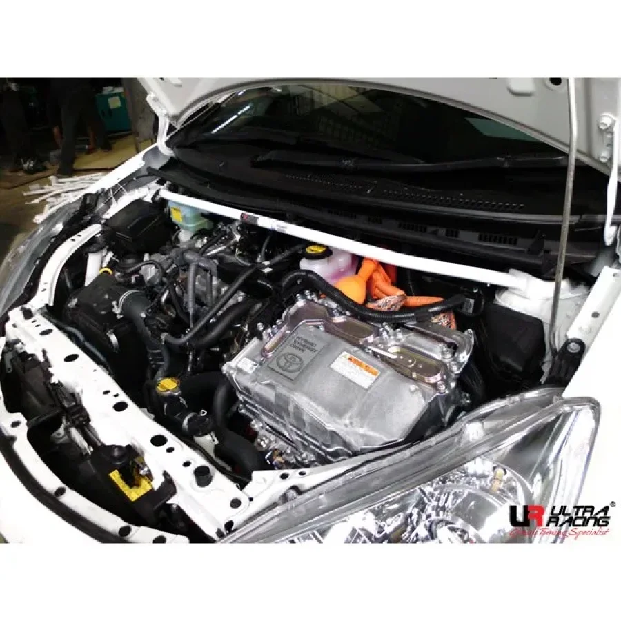 Ultra Racing Toyota Prius C 1.5 11+ Ultra-R 2-Point Rear Upper Strutbar, référence RE2-1937