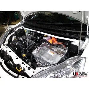 Ultra Racing Toyota Prius C 1.5 11+ Ultra-R 2-Point Rear Upper Strutbar, référence RE2-1937