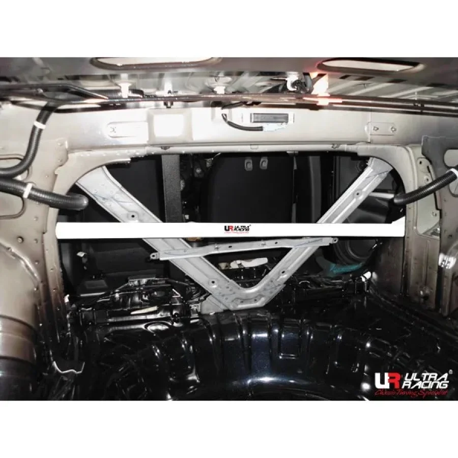 Ultra Racing Nissan Almera 1.5 11+ UltraRacing 2P Rear Upper Strutbar, référence RE2-1940