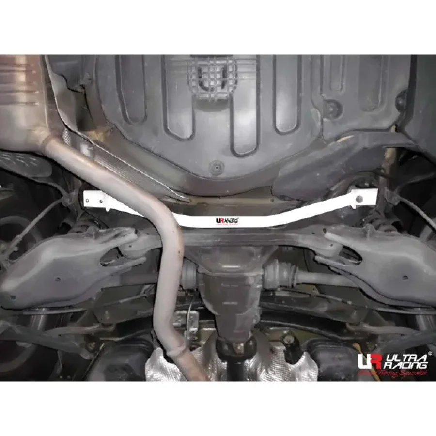 Ultra Racing Mercedes E-Class 2.0K W212 11+ Ultra-R 2P Rear Lower Tiebar, référence RL2-1854
