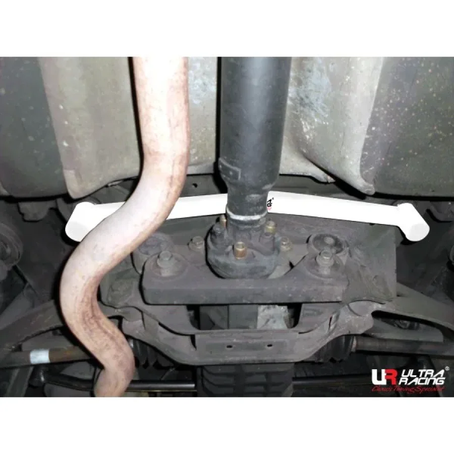 Ultra Racing Hyundai Santa Fe SM 01-06 Ultra-R 2P Rear Lower Bar 1896, référence RL2-1896