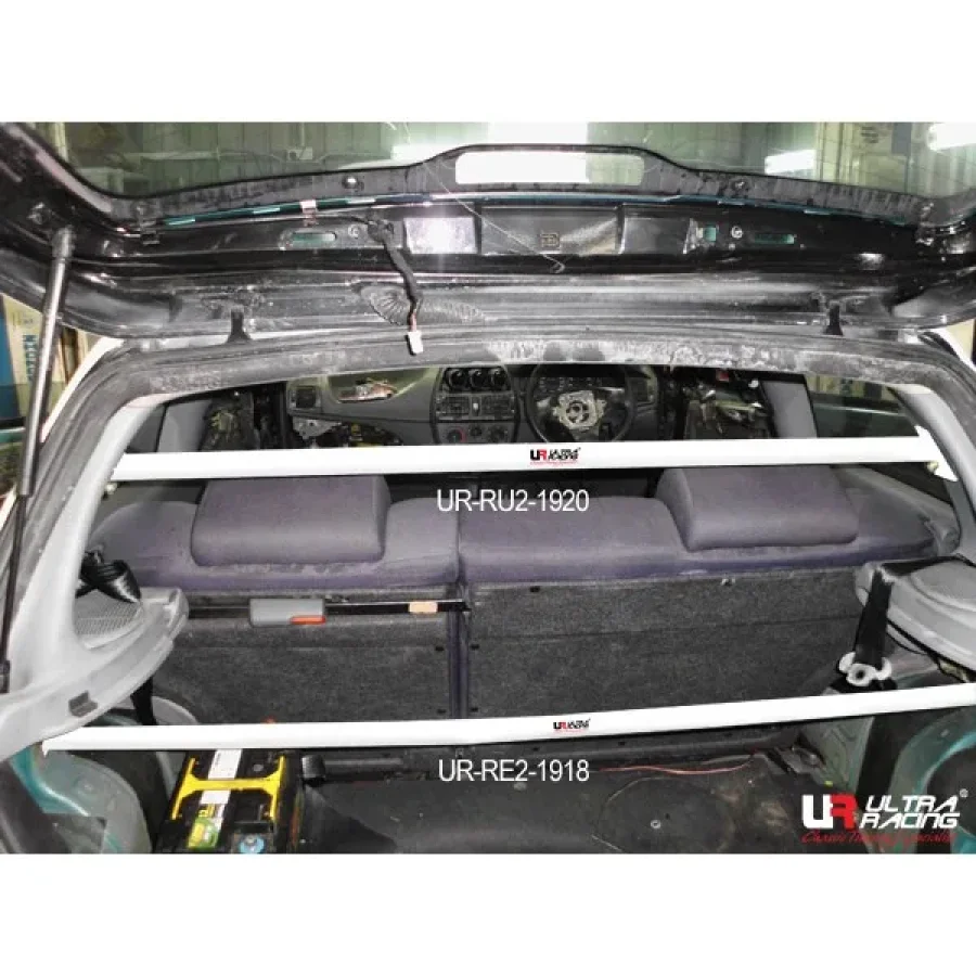 Ultra Racing Fiat Bravo 1.8 95-01 UltraRacing 2-Point C-Pillar Bar, référence RU2-1920