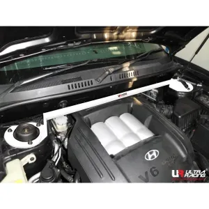 Ultra Racing Hyundai Santa Fe 01-06 SM Ultra-R 2P Front Upper Strutbar, référence TW2-1892