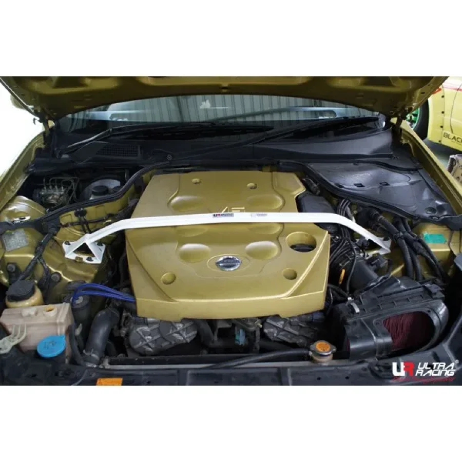 Ultra Racing Nissan Skyline V35 2.5 01+ Ultra-R 2P Front Upper Strutbar, référence TW2-1958