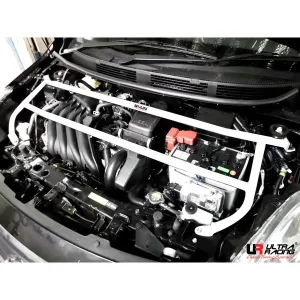 Ultra Racing Nissan Almera 1.5 11+ UltraRacing 4P Front Upper Strutbar, référence TW4-1939