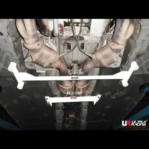 Ultra Racing Maserati Quattro Porte 4.2 04+ Ultra-R 2P Mid Lower Bar, référence ML2-1999
